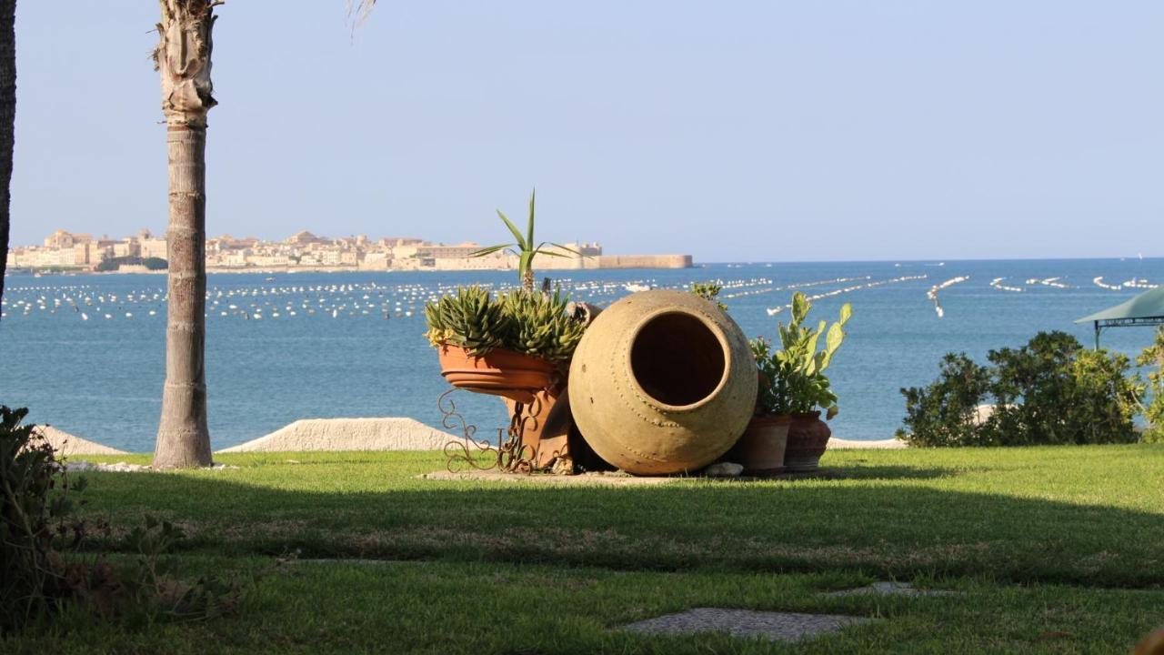 Villa Incanto On The Sea Сиракуза Екстериор снимка
