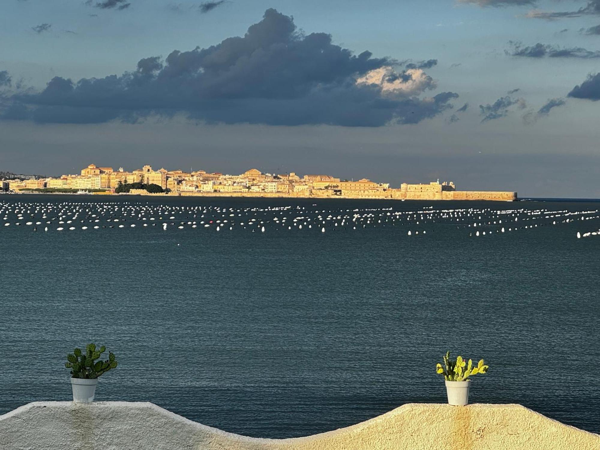 Villa Incanto On The Sea Сиракуза Екстериор снимка